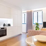 Catarina Serviced By Hostwise (adults Only) Appartamento Oporto