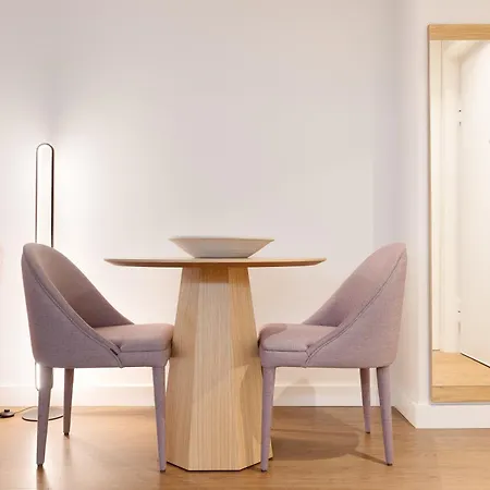 Catarina Serviced (adults Only) Apartment