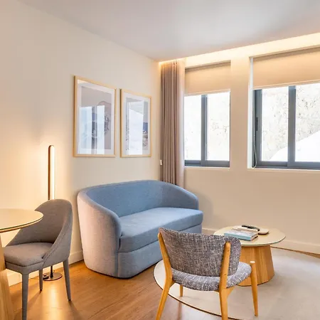 Catarina Serviced (adults Only) Apartment