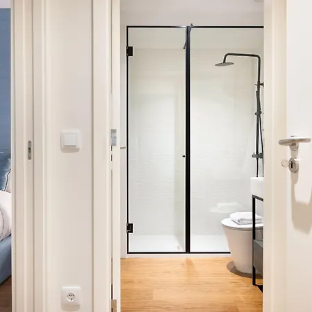 Catarina Serviced By Hostwise (adults Only) *