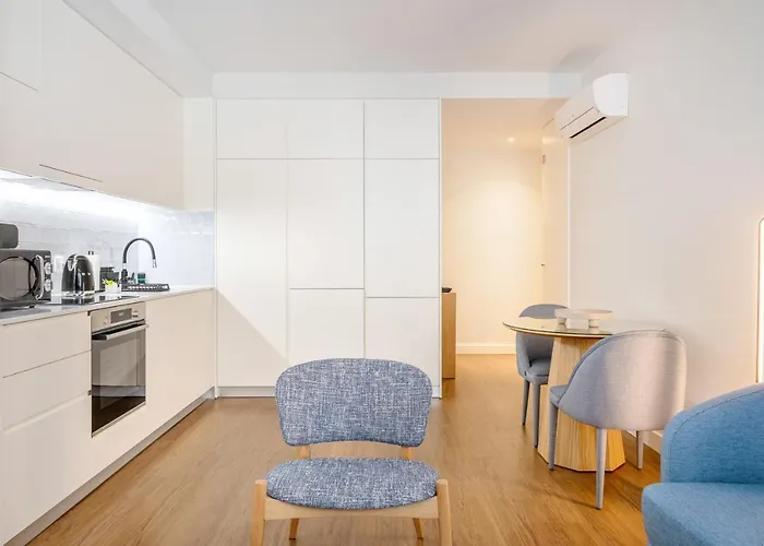 Catarina Serviced By Hostwise (adults Only) Apartamento *