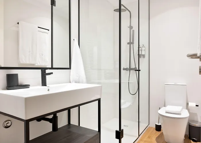 Catarina Serviced By Hostwise (adults Only) *