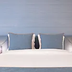 Catarina Serviced By Hostwise (adults Only) Apartamento