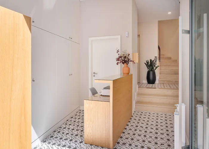 Catarina Serviced By Hostwise (adults Only) Порту