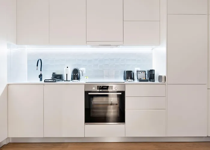 Catarina Serviced By Hostwise (adults Only) * Порту