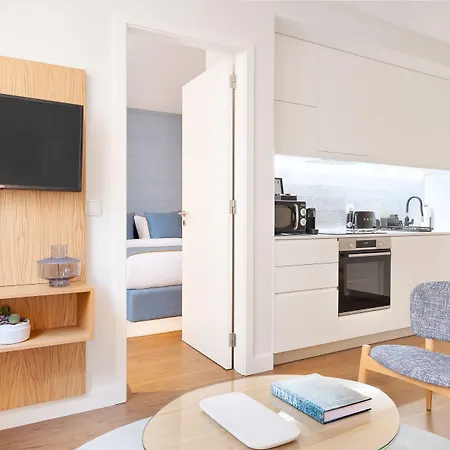 Catarina Serviced By Hostwise (adults Only) Apartman